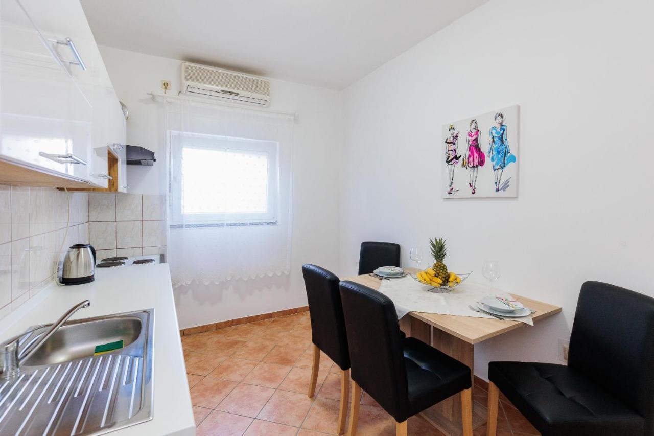 Apartman Toni ザダル エクステリア 写真