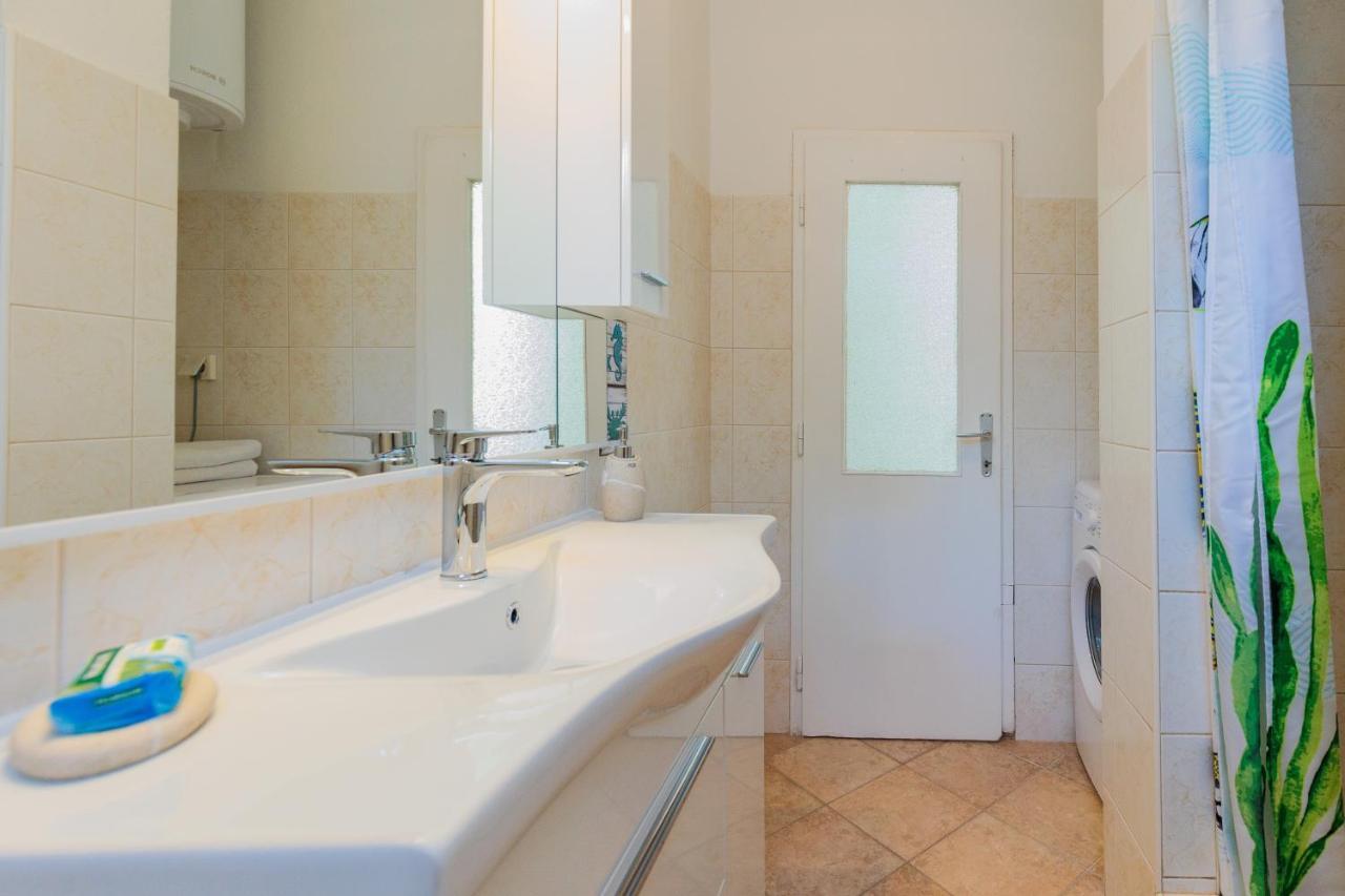Apartman Toni ザダル エクステリア 写真