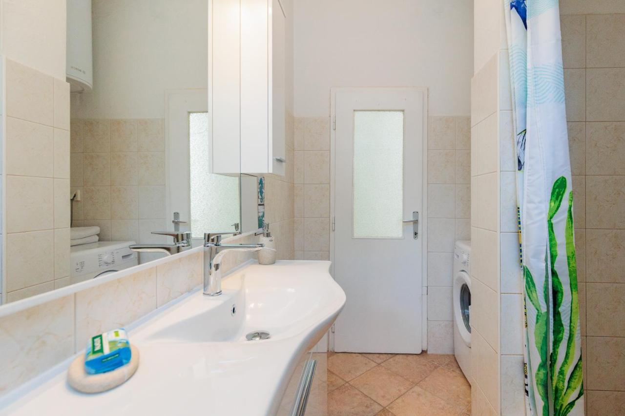 Apartman Toni ザダル エクステリア 写真