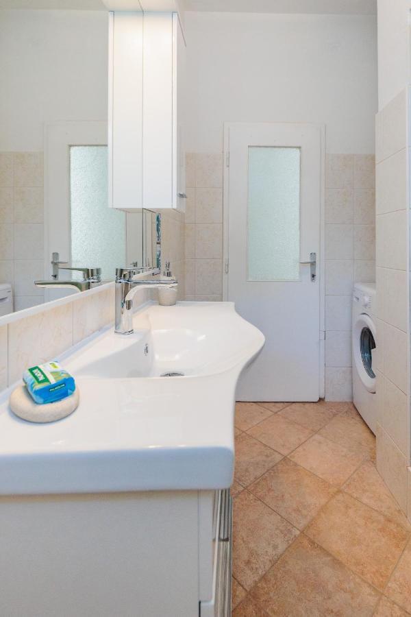 Apartman Toni ザダル エクステリア 写真